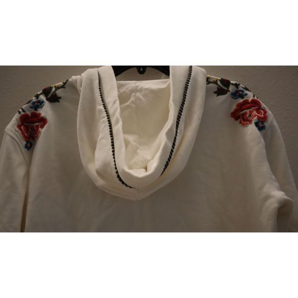 Driftwood Women Sz L White Brielle Embroidered Full Zip Classic Fit Teddy Hoodie - Picture 4 of 9